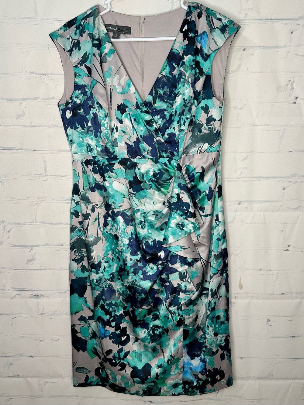 Women’s Donna Ricco Size 12 Multi Color Sleeveless Dress